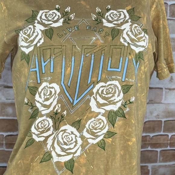 Affliction Women’s Graphic Short Sleeve Distressed T-Shirt- S / 2XL -NWT - Picture 3 of 12